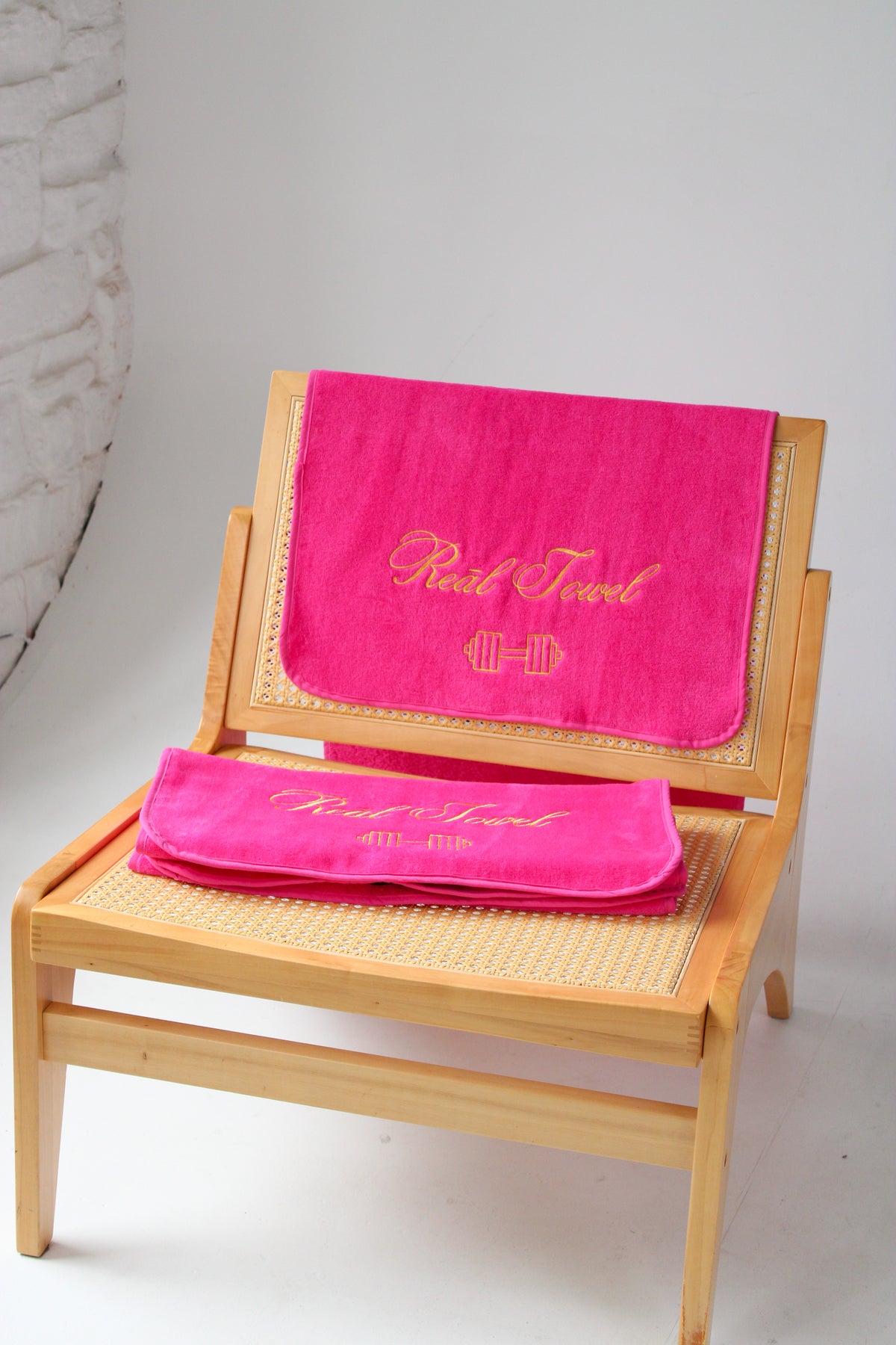 Reāl Gym — Fuchsia Pink